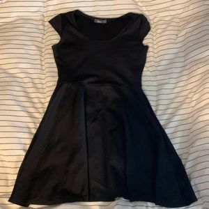 Pinc black dress large